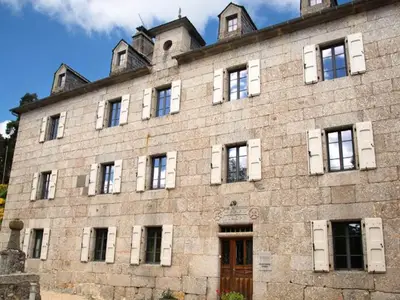 Ferienwohnung für 25 Personen in Saint-Amans-la-Lozère 3/10