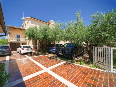 Ferienwohnung für 4 Personen (30 m²) in Vodice 1/10