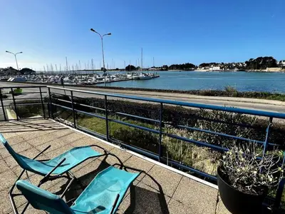 Ferienwohnung für 6 Personen (104 m²) in Étel 1/10