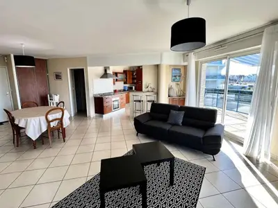 Ferienwohnung für 6 Personen (104 m²) in Étel 3/10