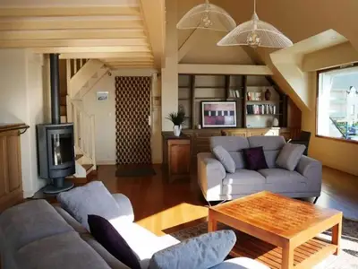 Ferienwohnung für 7 Personen (132 m²) in Étel 1/10