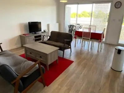 Ferienwohnung für 5 Personen (67 m²) in Saint-Nudec 1/10