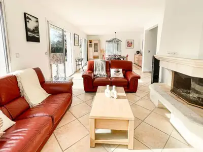 Ferienwohnung für 11 Personen (214 m²) in Bassussarry 6/10