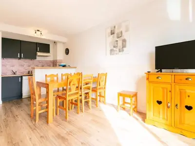 Ferienwohnung für 9 Personen (49 m²) in Peyresourde Balestas 4/10