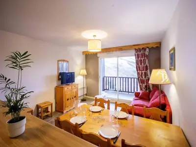 Ferienwohnung für 9 Personen (49 m²) in Peyresourde Balestas 3/10