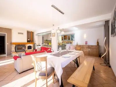 Ferienwohnung für 11 Personen (170 m²) in Génos 3/10