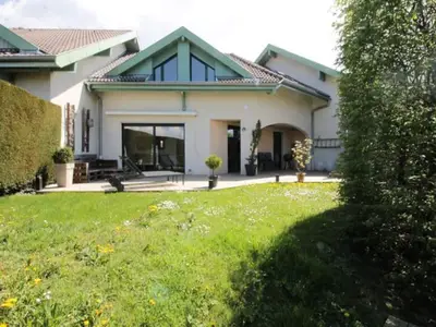 Ferienwohnung für 9 Personen (120 m²) in Le Biollay 1/10