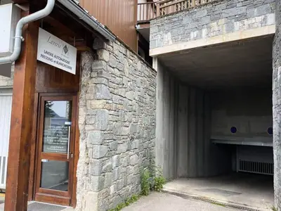 Ferienwohnung für 9 Personen (112 m²) in Courchevel Moriond 5/10