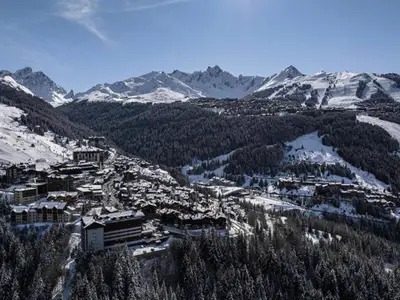 Ferienwohnung für 9 Personen (151 m²) in Courchevel Moriond 5/10