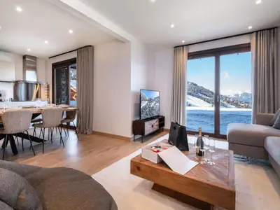 Ferienwohnung für 11 Personen (136 m²) in Courchevel Moriond 7/10