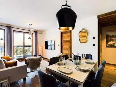 Ferienwohnung für 7 Personen (66 m²) in Courchevel Moriond 5/10