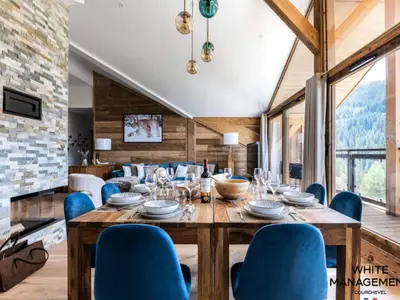 Ferienwohnung für 9 Personen (113 m²) in Courchevel Moriond 2/10