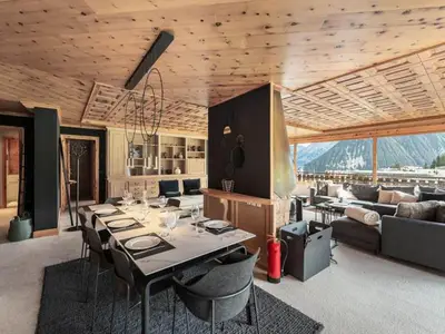 Ferienwohnung für 8 Personen (180 m²) in Courchevel 6/10