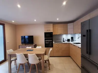 Ferienwohnung für 8 Personen (66 m²) in La Féclaz 2/10