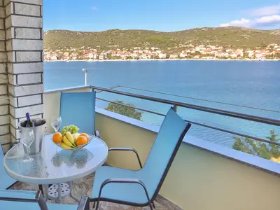balcony-terrace