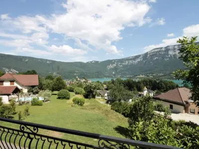 Ferienwohnung für 13 Personen (158 m²) in Saint-Alban-de-Montbel 1/10