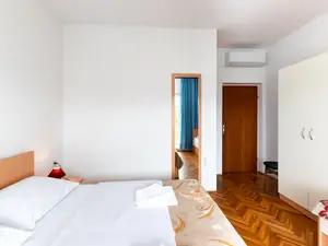 Ferienwohnung für 5 Personen (66 m²) in Lopar