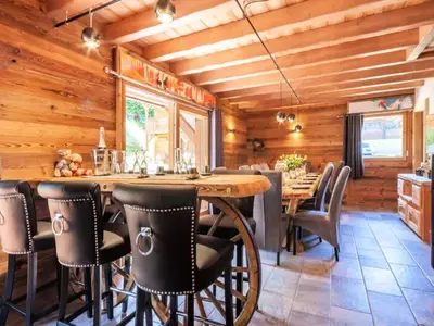 Ferienwohnung für 11 Personen (175 m²) in Montriond 2/10