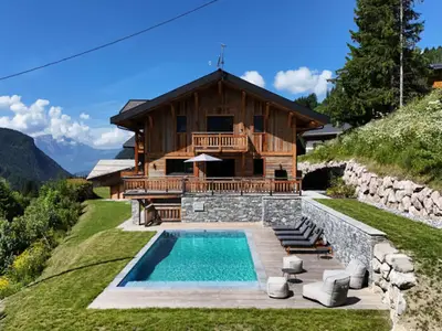 Ferienwohnung für 16 Personen (440 m²) in Les Perrières 1/10