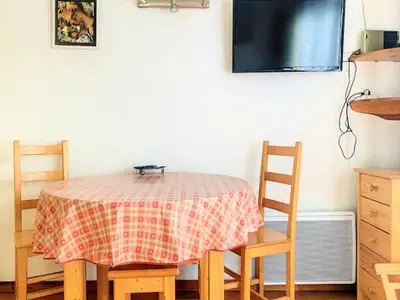 Ferienwohnung für 5 Personen (21 m²) in Les Carroz-d'Arâches 4/10
