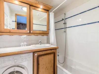 Ferienwohnung für 7 Personen (42 m²) in Les Carroz-d'Arâches 7/8