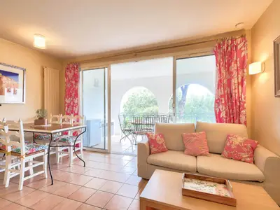 Ferienwohnung für 9 Personen (25 m²) in Grimaud 8/10