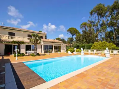 Ferienwohnung für 11 Personen (200 m²) in Agay 2/10