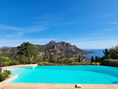 Ferienwohnung für 15 Personen (290 m²) in Anthéor 2/10