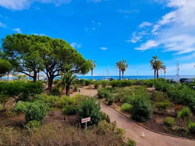 Ferienwohnung für 5 Personen (35 m²) in Fréjus-Plage 3/10