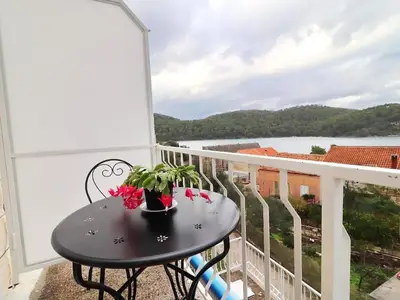 balcony-terrace