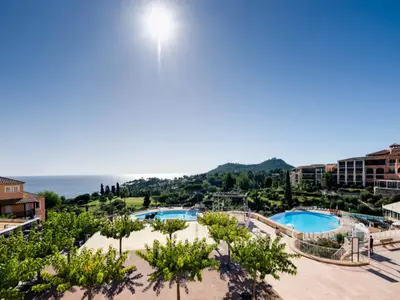 Ferienwohnung für 5 Personen (252 m²) in Saint-Raphaël 5/10