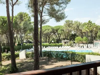 Ferienwohnung für 7 Personen (28 m²) in Les Parcs de Valescure 2/10