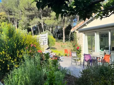 Ferienwohnung für 7 Personen (120 m²) in Taillades 1/10