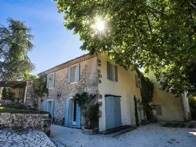 Ferienwohnung für 13 Personen (400 m²) in Beaumont-du-Ventoux 2/10