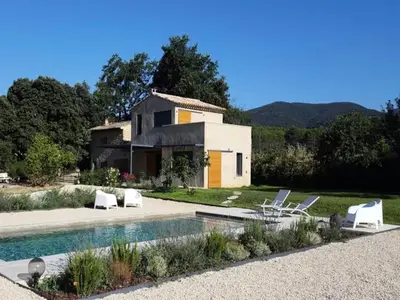 Ferienwohnung für 7 Personen (140 m²) in Lauris 1/10