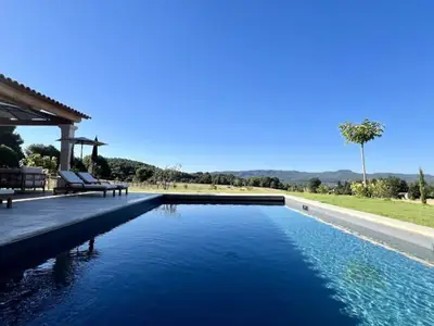 Ferienwohnung für 12 Personen (230 m²) in Lauris 3/10