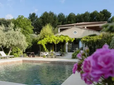 Ferienwohnung für 13 Personen (380 m²) in Mérindol 2/10