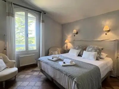 Ferienwohnung für 11 Personen (260 m²) in Mérindol 3/10