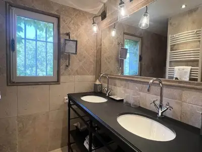 Ferienwohnung für 11 Personen (260 m²) in Mérindol 10/10