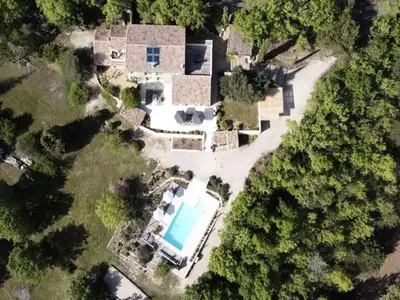 Ferienwohnung für 11 Personen (260 m²) in Auribeau 4/10