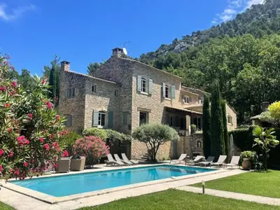 Ferienwohnung für 13 Personen (300 m²) in Robion 1/10