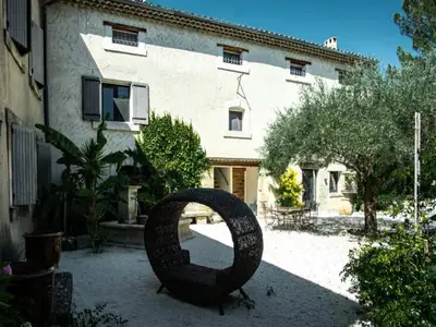 Ferienwohnung für 9 Personen (300 m²) in L'Isle Sur La Sorgue 4/10