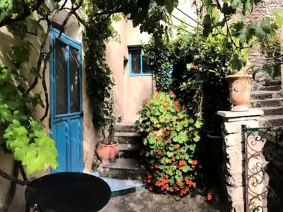Ferienwohnung für 5 Personen (55 m²) in Fontaine-de-Vaucluse 1/10