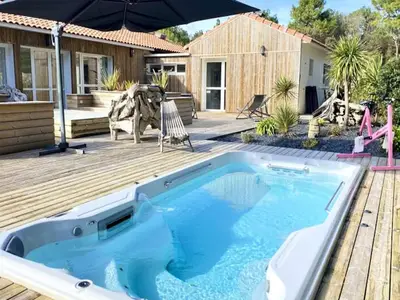 Ferienwohnung für 15 Personen (250 m²) in Les Parées 1/10