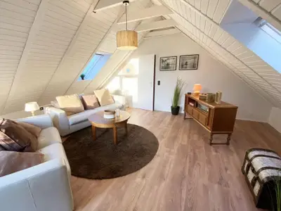 Ferienwohnung für 3 Personen (75 m²) in Horum 1/10