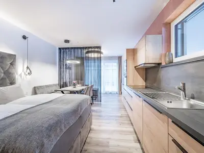 200207_090442-1_1900