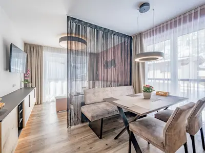 200207_110006-72_1900