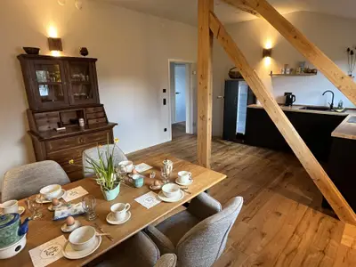 Bullau | bü-Küche und Essbereich