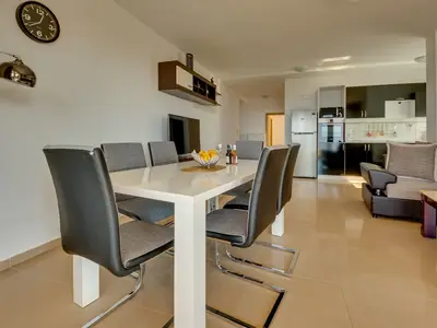 Ferienwohnung für 6 Personen (102 m²) in Utjeha 3/10