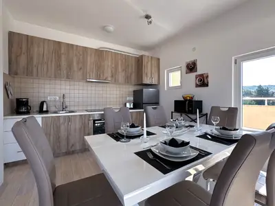 Ferienwohnung für 4 Personen (102 m²) in Dobra Voda 6/10